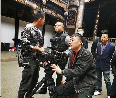 麻辣女神厨,辣味人生，美味传奇